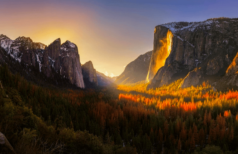 Sunset Yosemite Valley autumnal landscape.